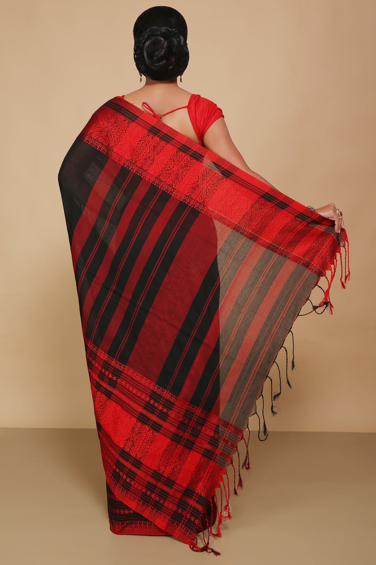 mahapar cotton saree (Black)