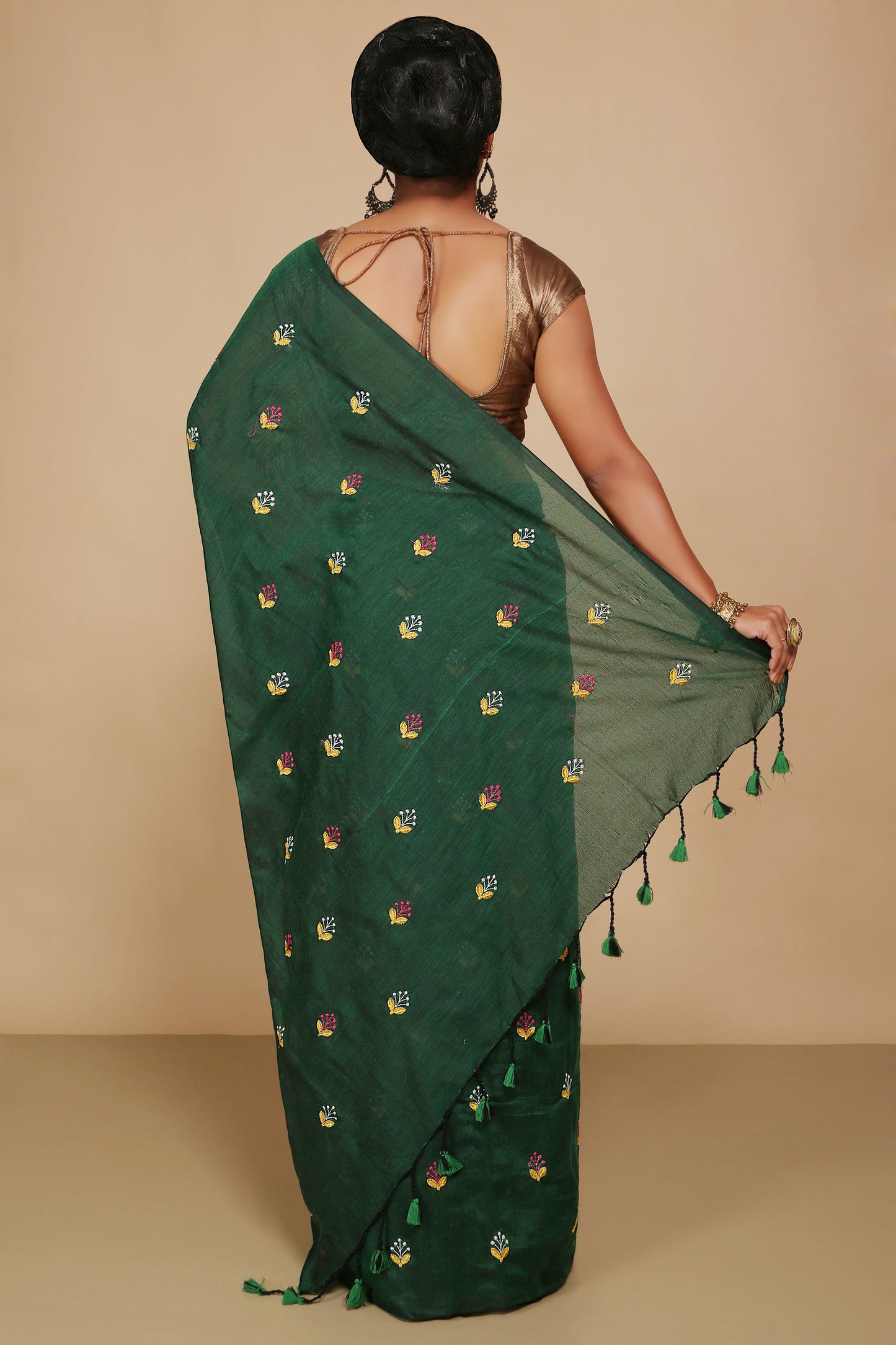 Lamp Embroidery Cotton saree With Blouse Piece (Green)