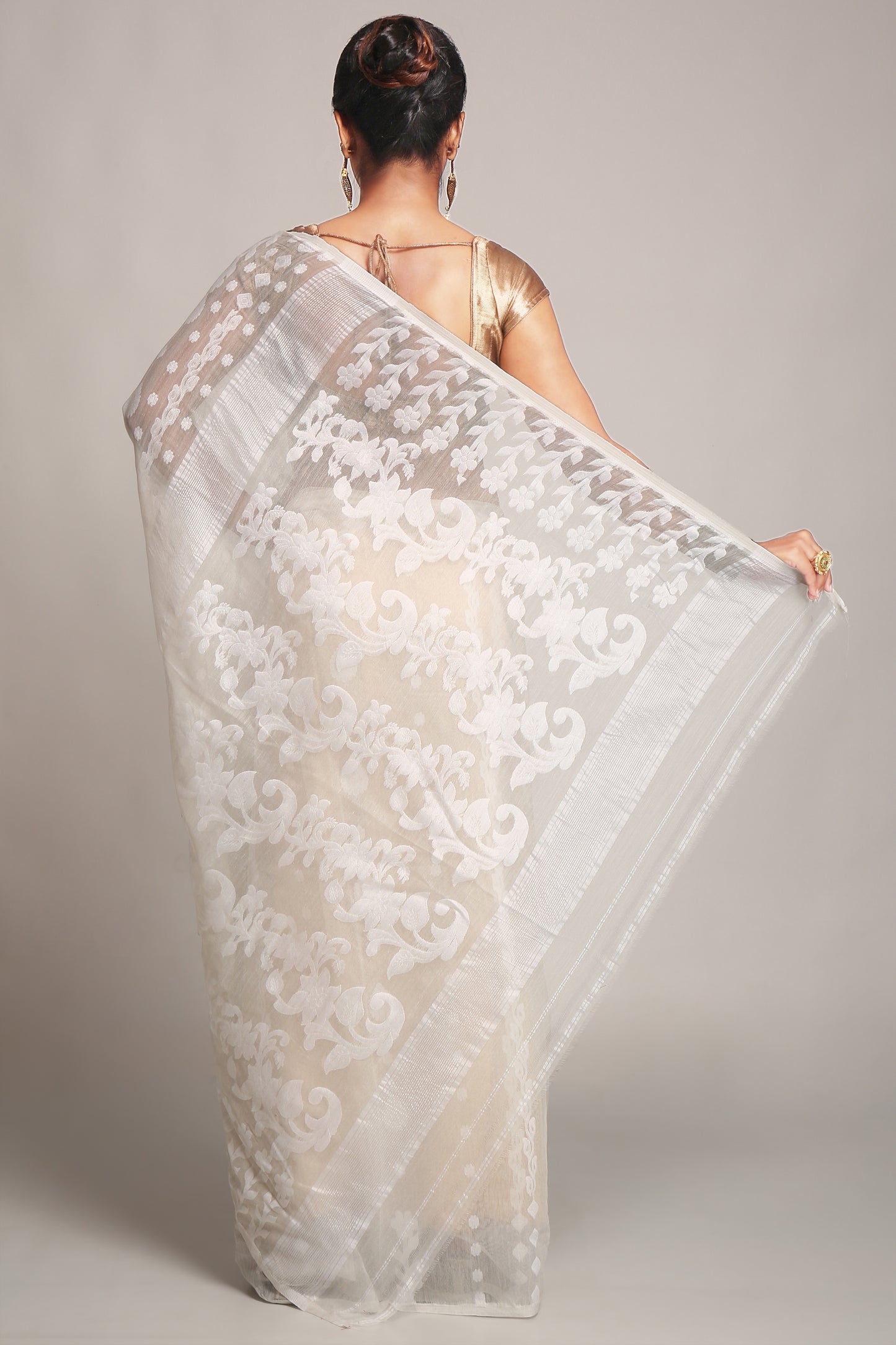 Cotton Silk Dhakai White Softs Jamdani Sarees.