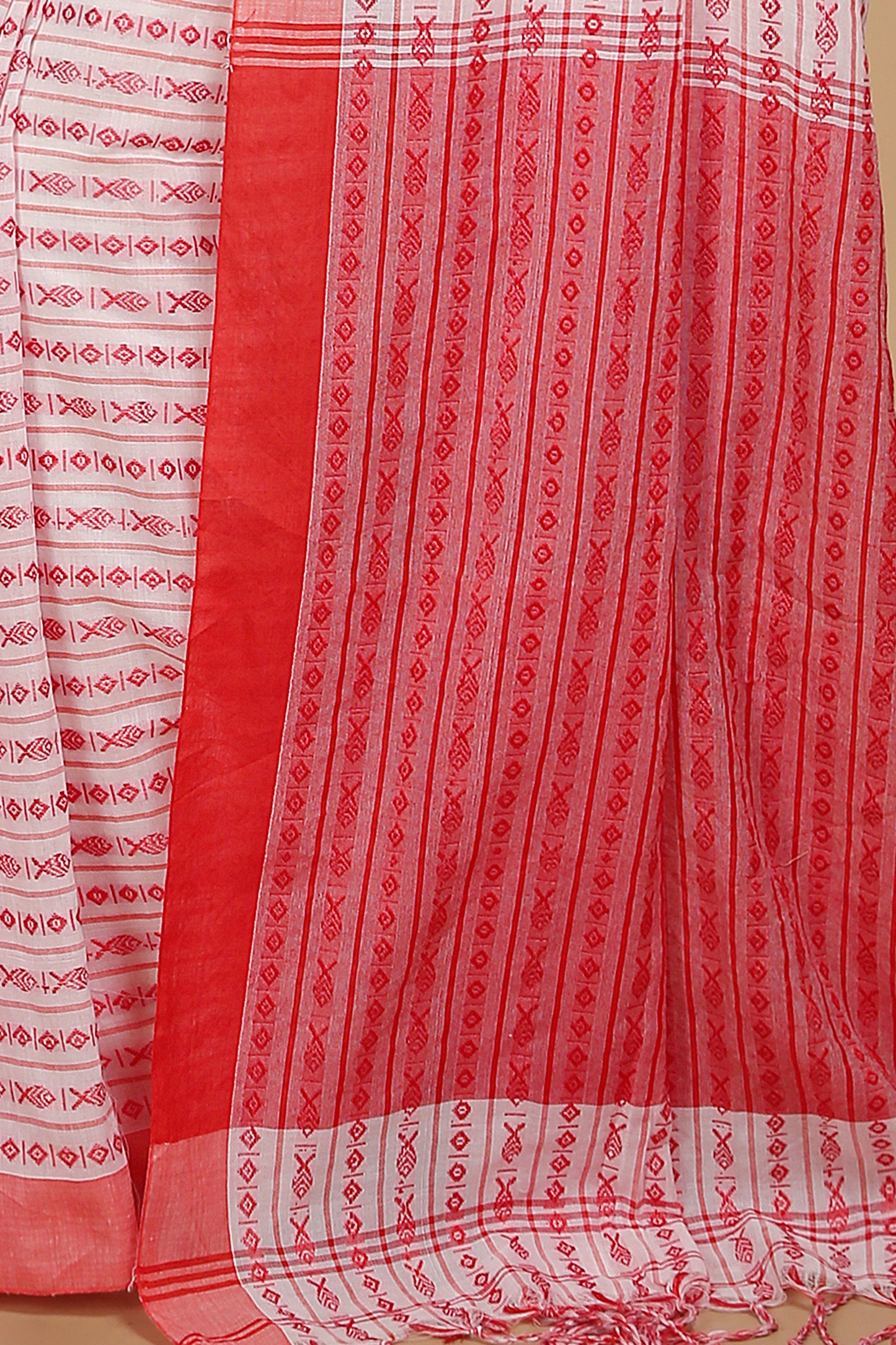 All over fish motive cotton saree (White Red)