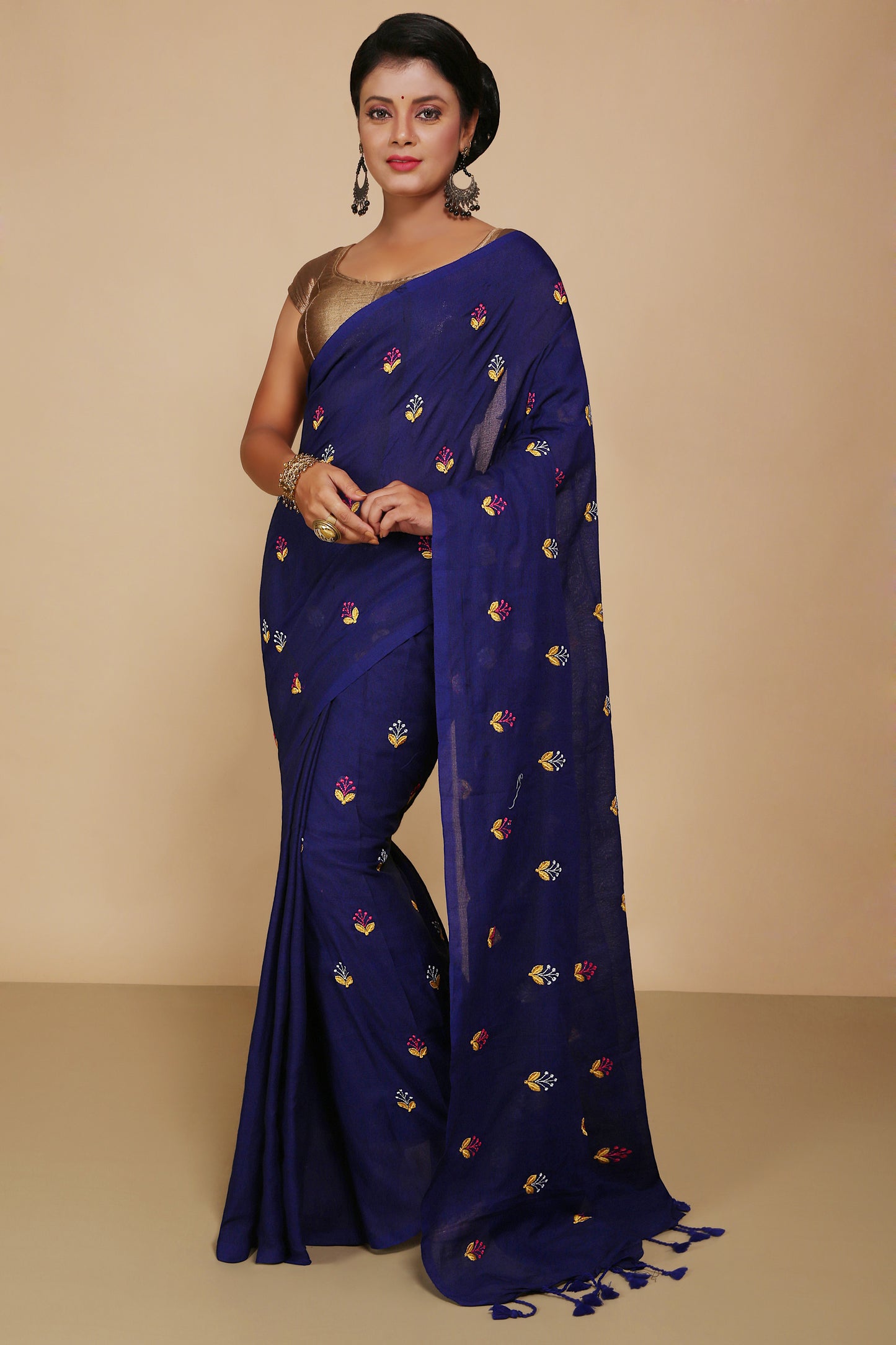 Lamp Embroidery Cotton saree With Blouse Piece (Blue)