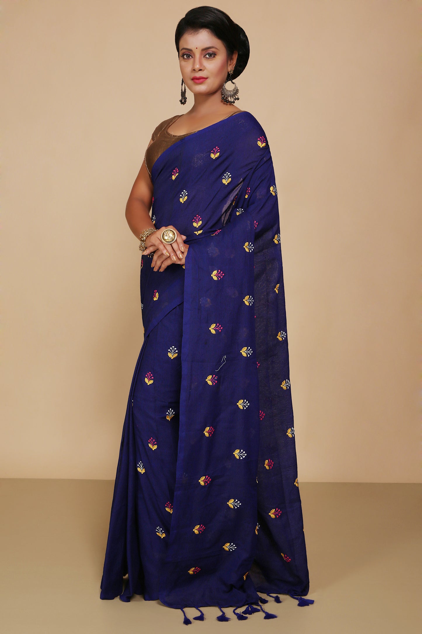 Lamp Embroidery Cotton saree With Blouse Piece (Blue)