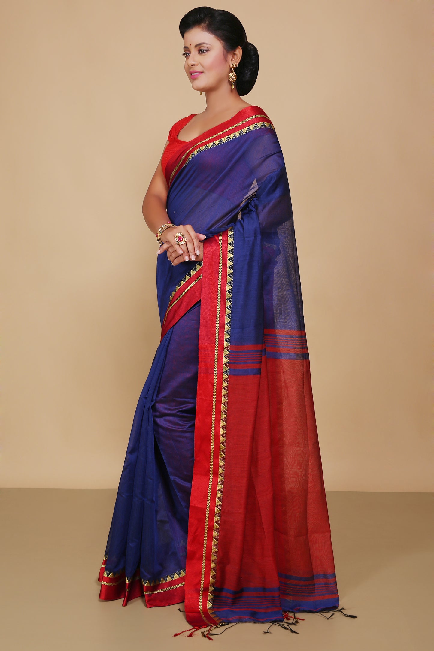 Terchi border handloom saree (Blue)