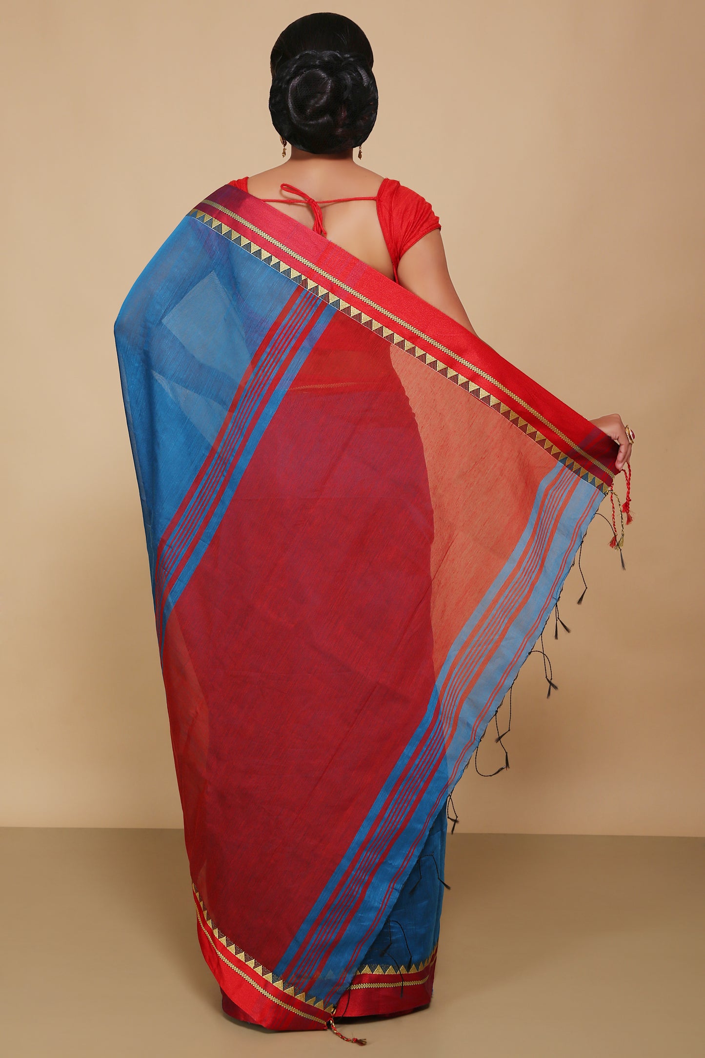 Terchi border handloom saree (Turquise)