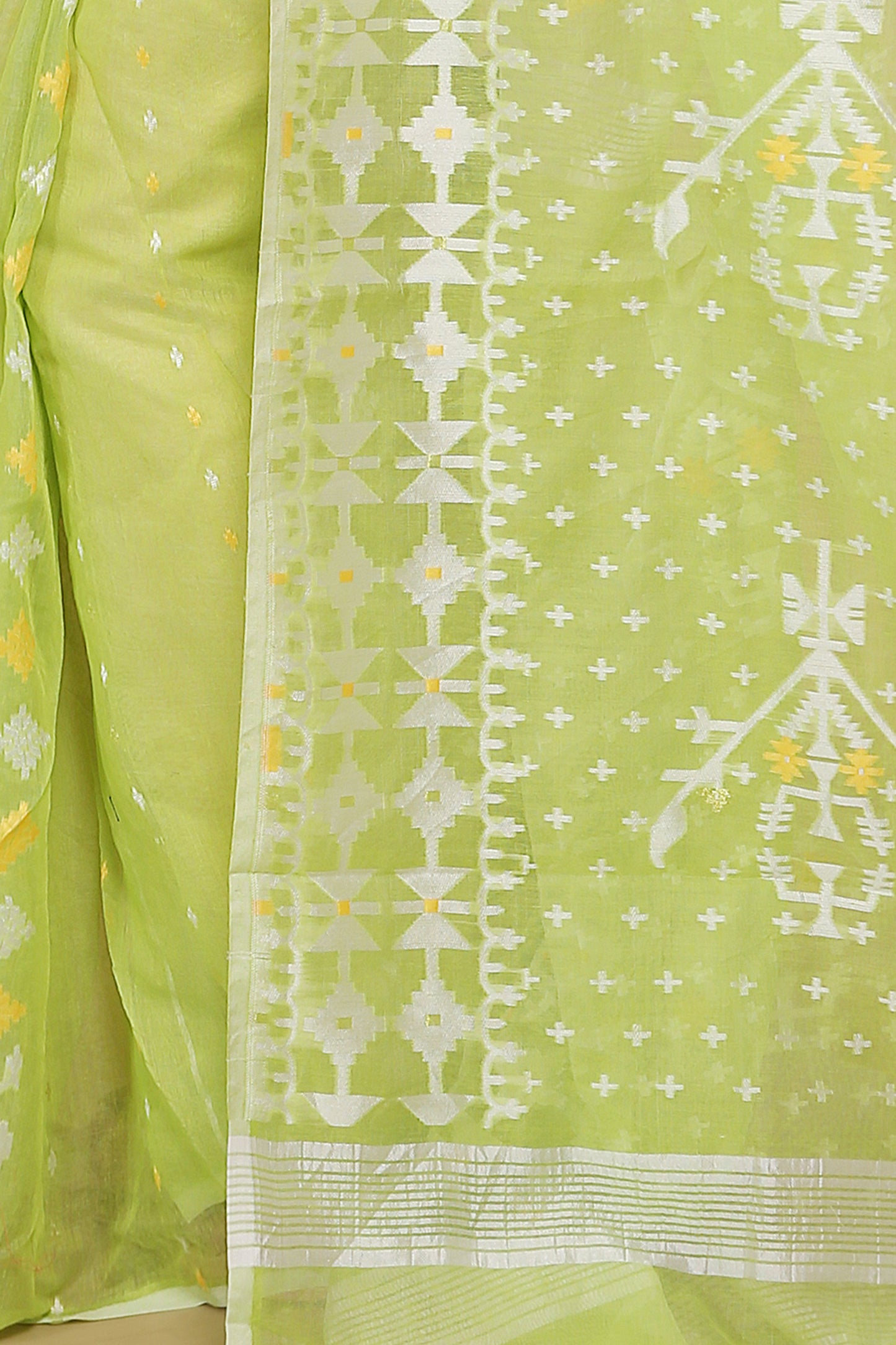 Mina work dhakai jamdani saree (Green)