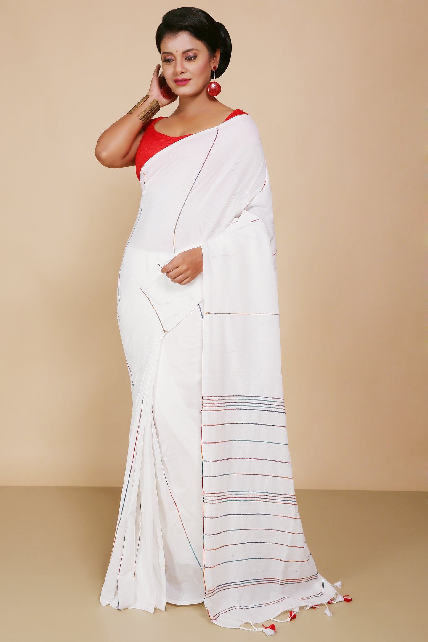 Traditional Khes Cotton Saree With Blouse Piece (White)