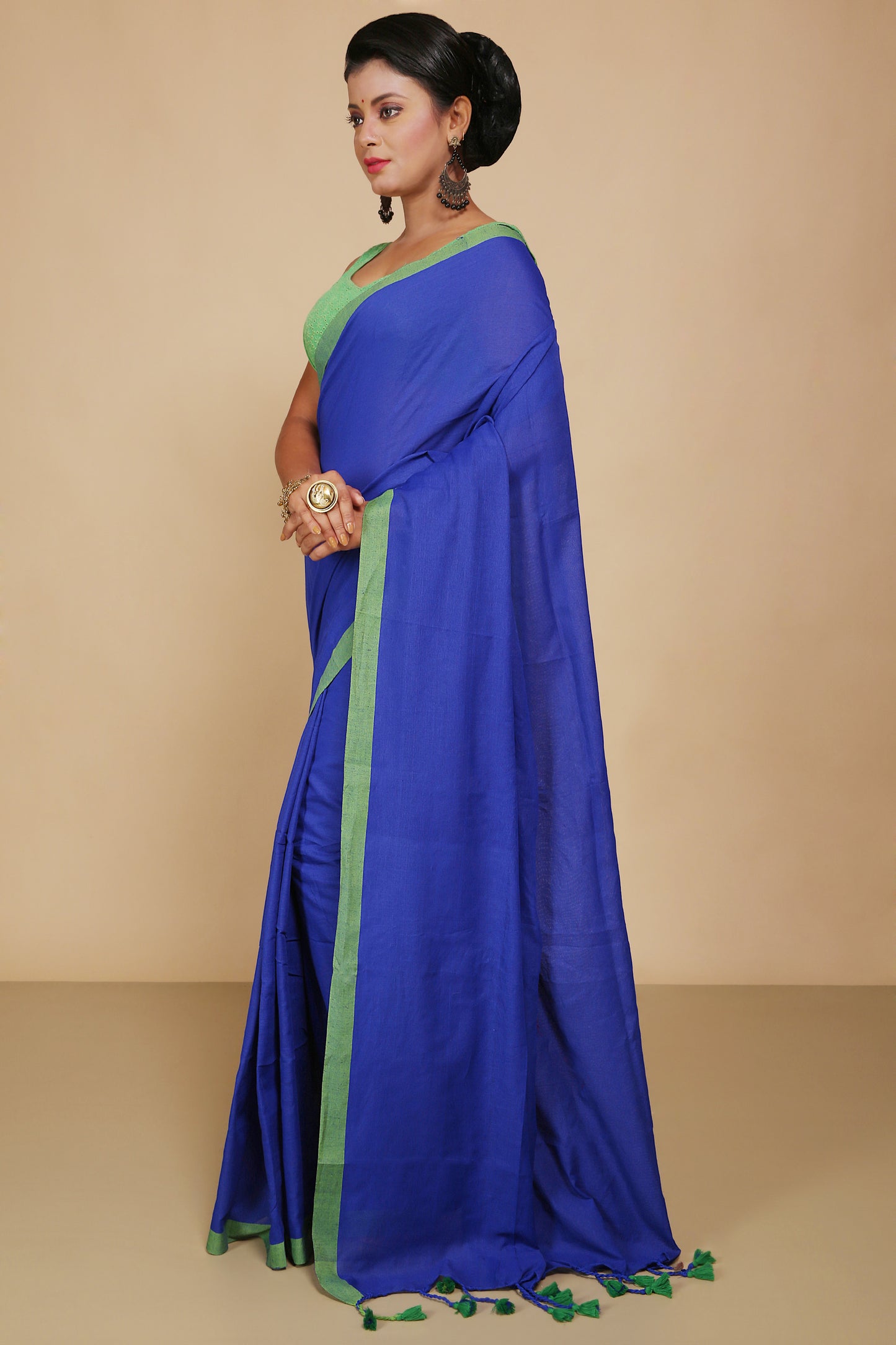 Handloom Cotton Border molmol Saree With Blouse Piece (Blue)