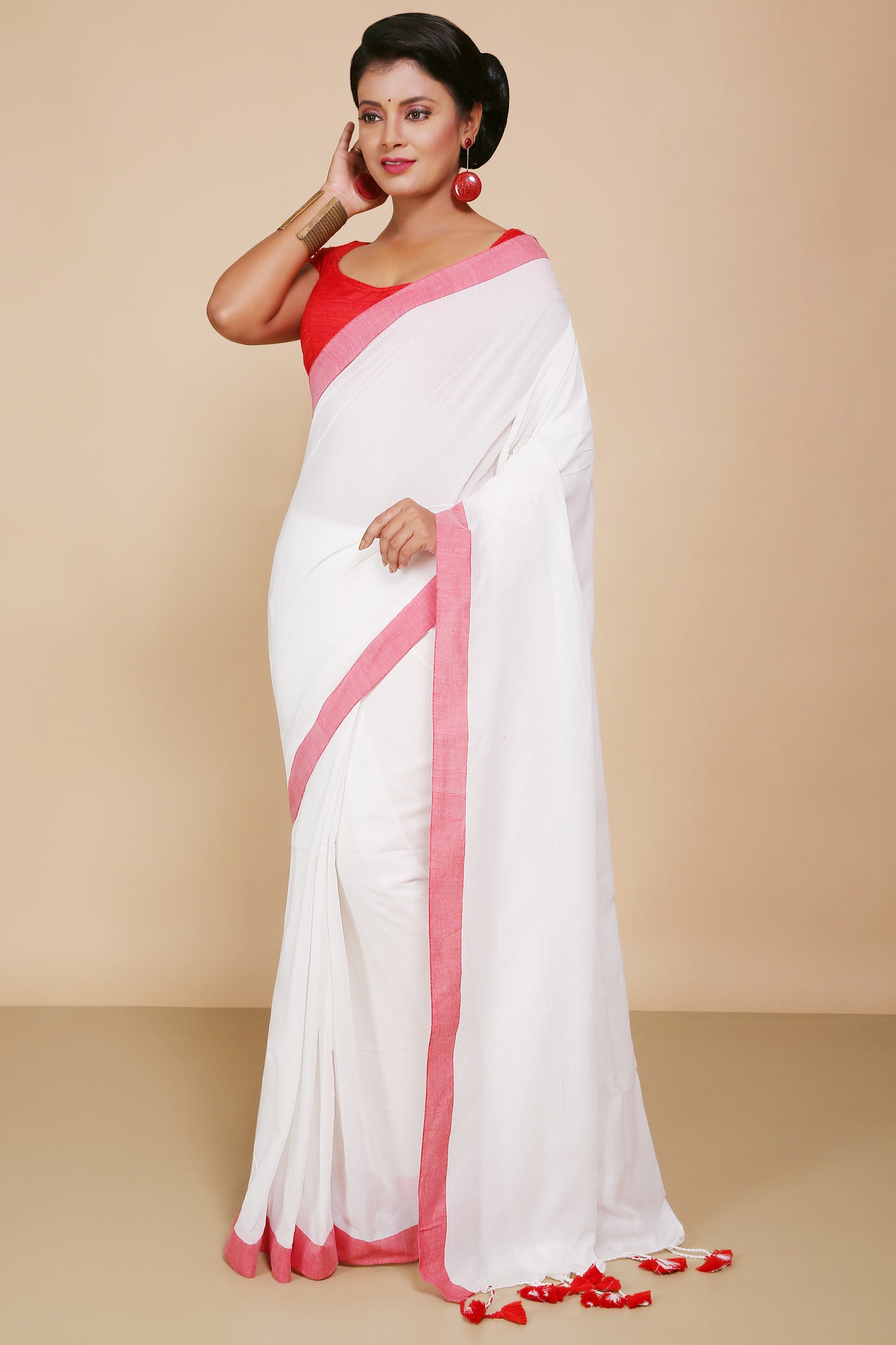 Handloom Cotton Border molmol Saree With Blouse Piece (White)