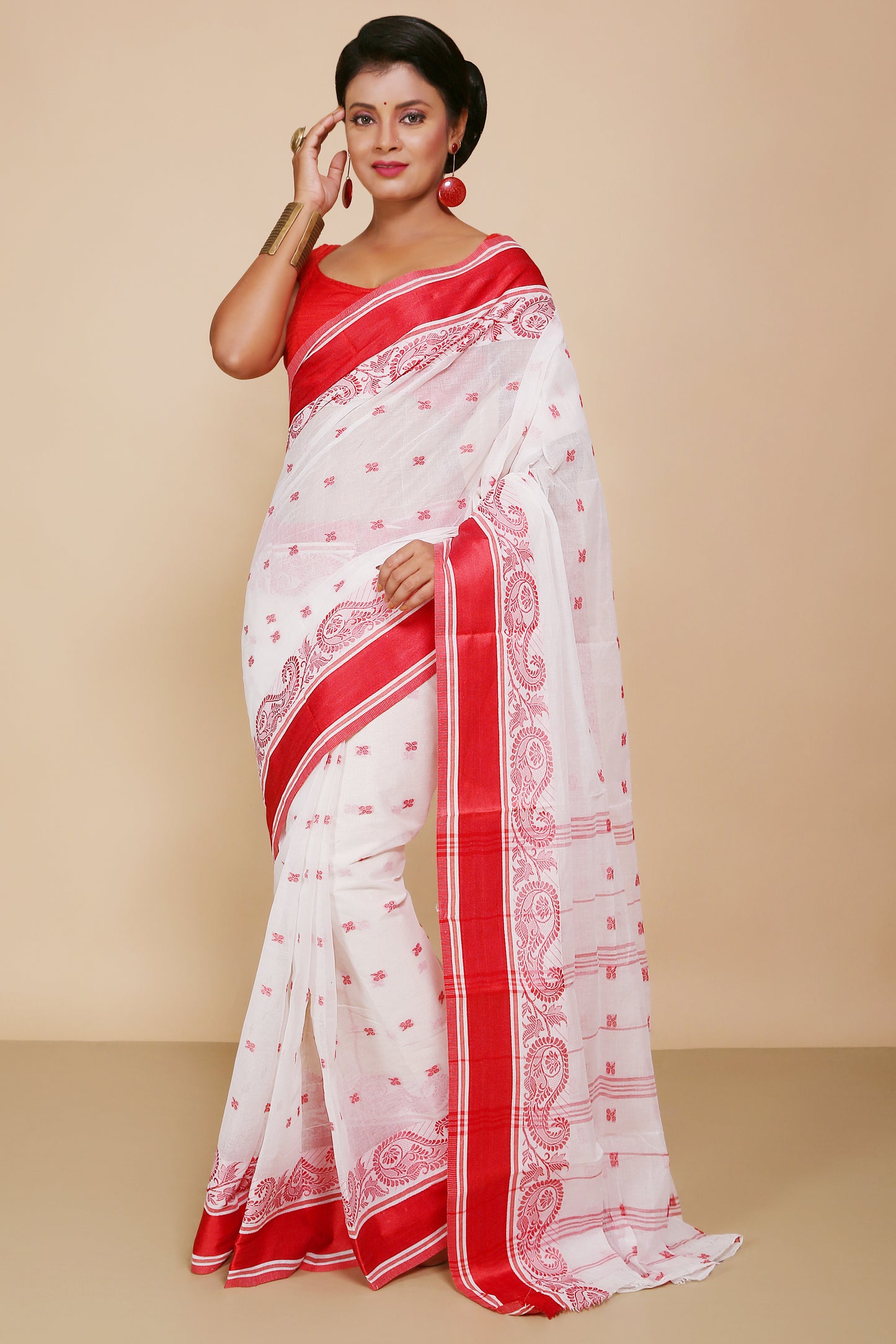 Traditional Tangail Cotton Saree Without Blouse Piece (White Red)