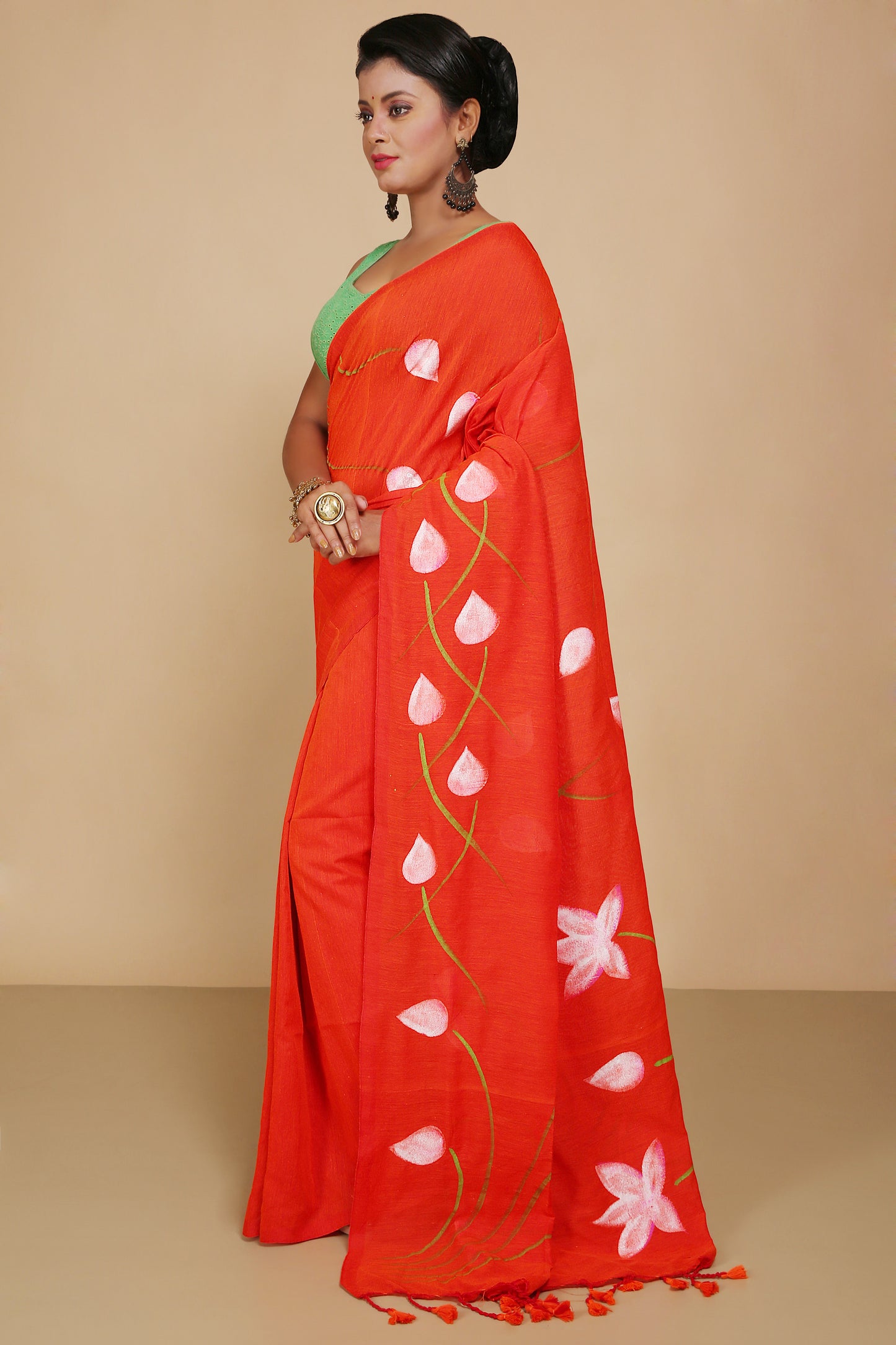 Cotton Lotus Flower Print Saree With Blouse Piece (Orange)