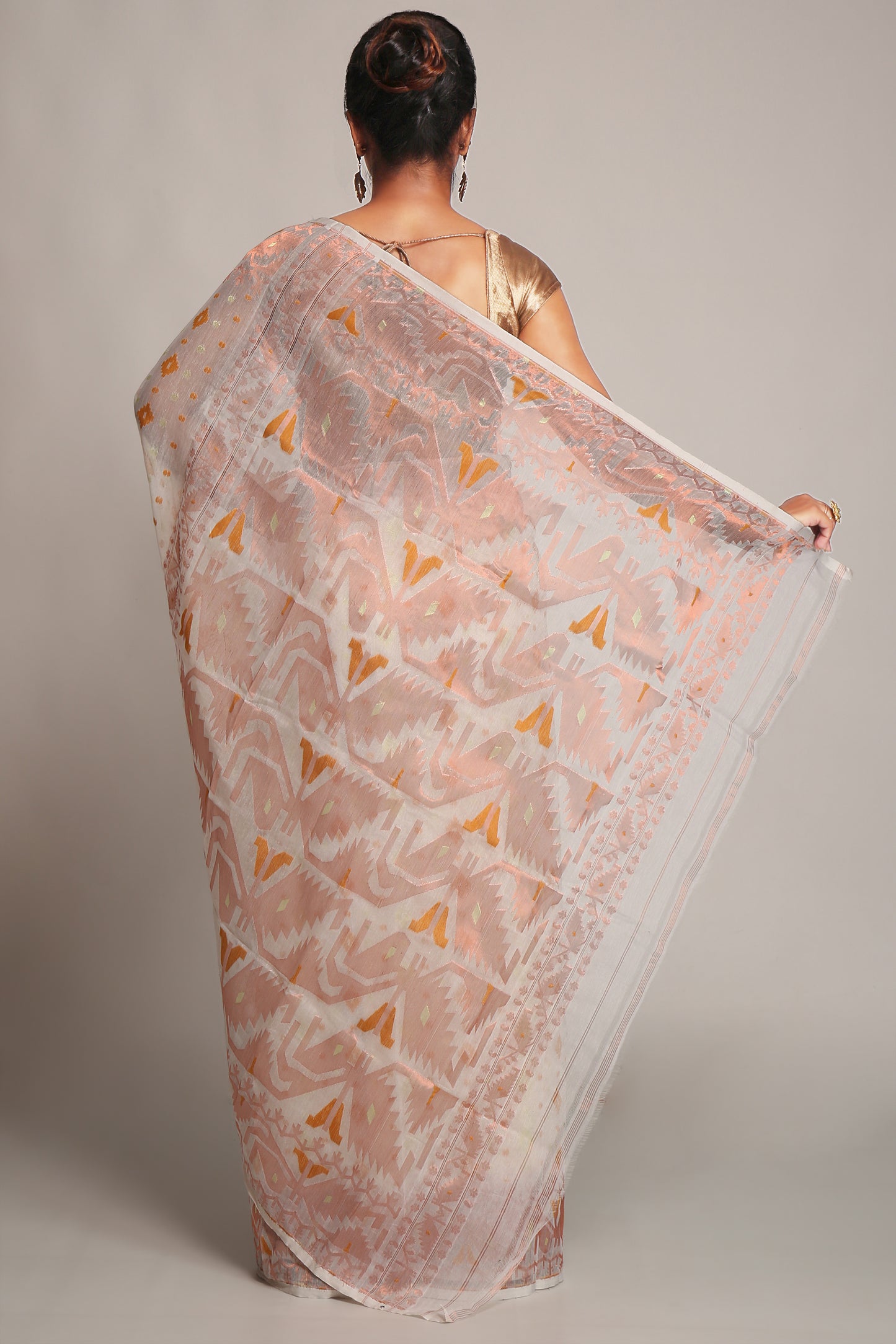 Cotton Silk Softs Dhakai Jamdani Sarees. (White & Copper)