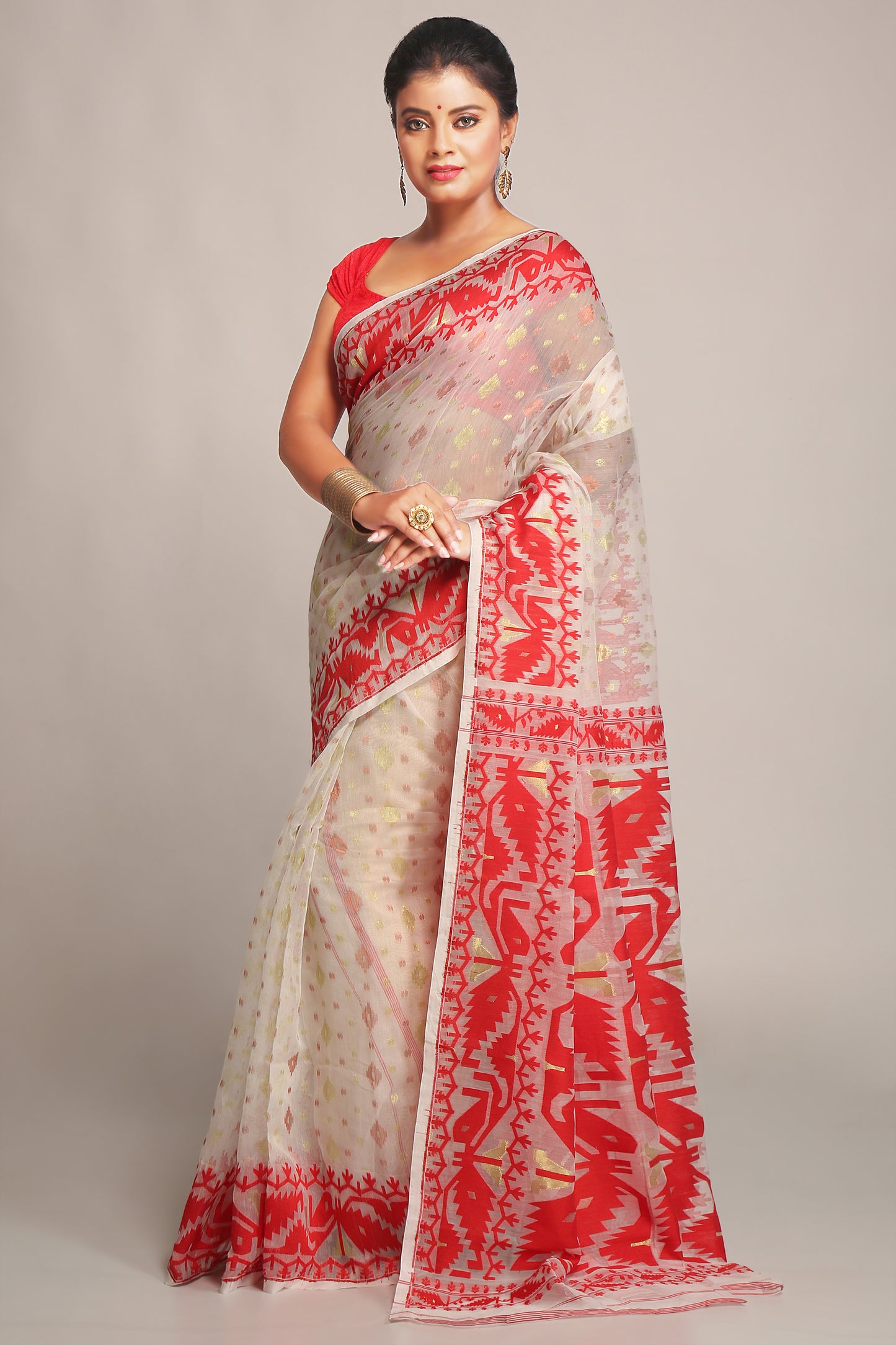 Cotton Silk Softs Dhakai Jamdani Sarees. (White & Red)