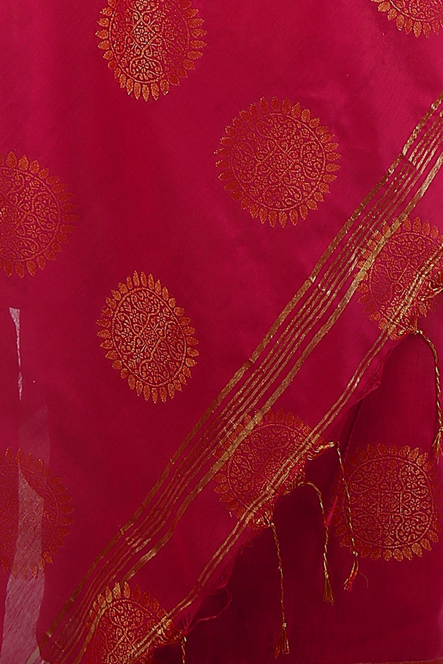 women’s handloom art silk saree with zari thread work Pink