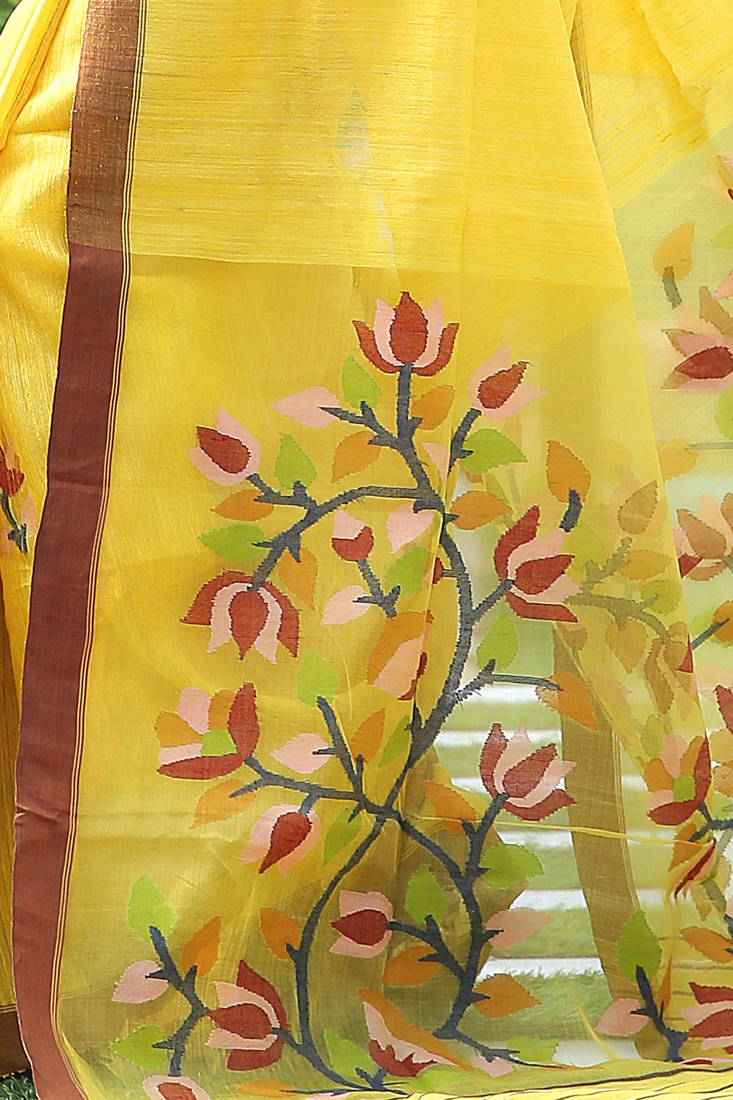 Pure matka silk jamdani handweaving and motif saree (Yellow)