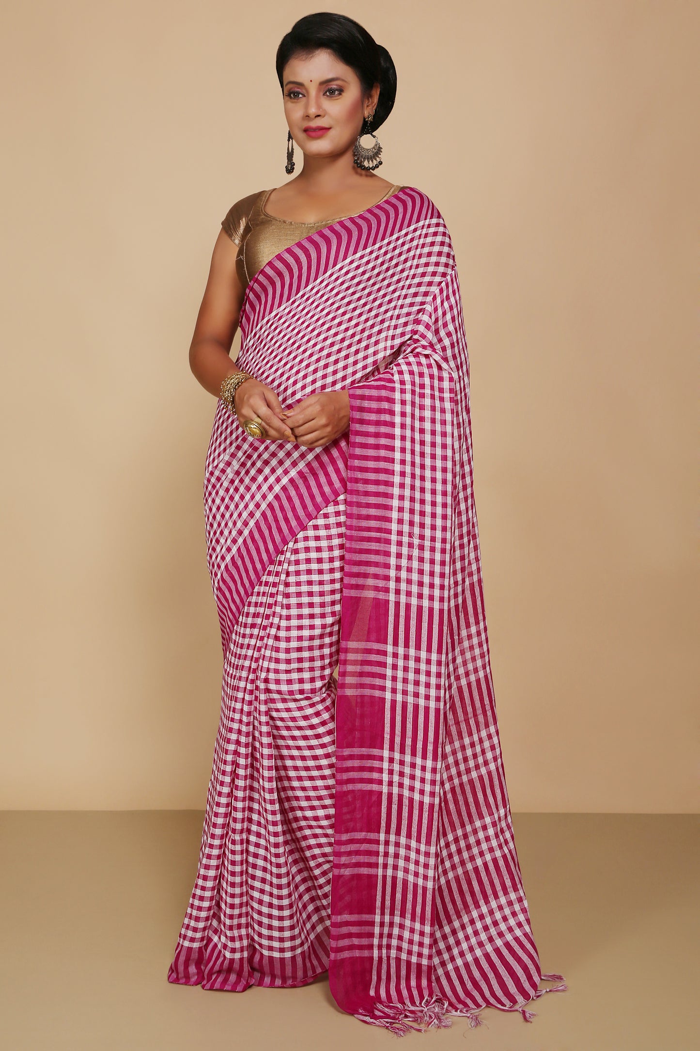 Cotton Check Saree With Blouse Piece (White Megenda)